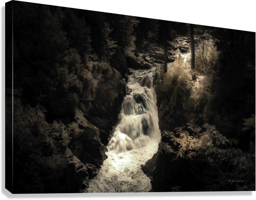 10921 Dorwin Falls