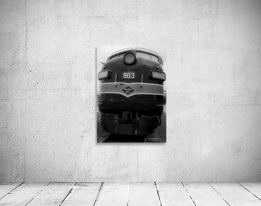 Train Engin BW Wall Preview