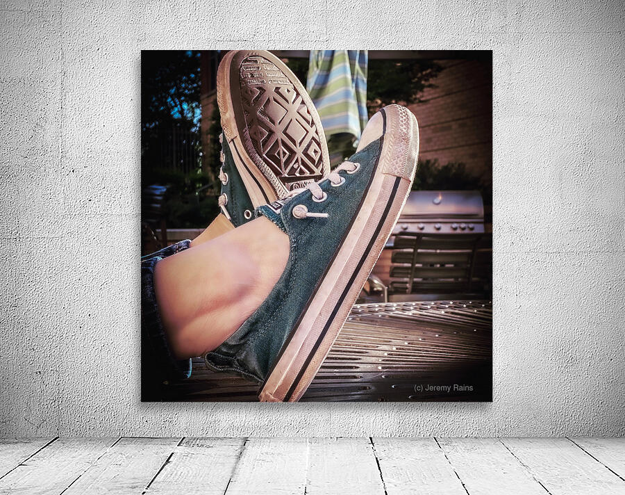 Kicking Back Wall Preview