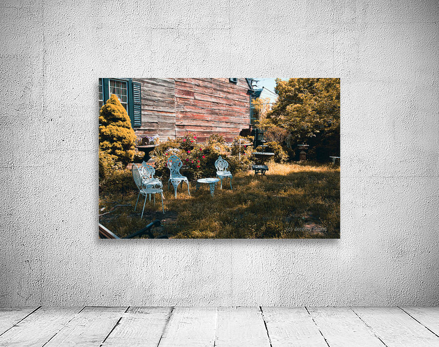 Garden Table Wall Preview