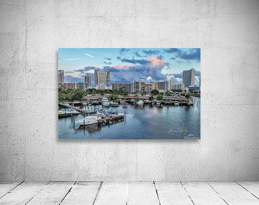 The Diplomat 10 Wall Preview