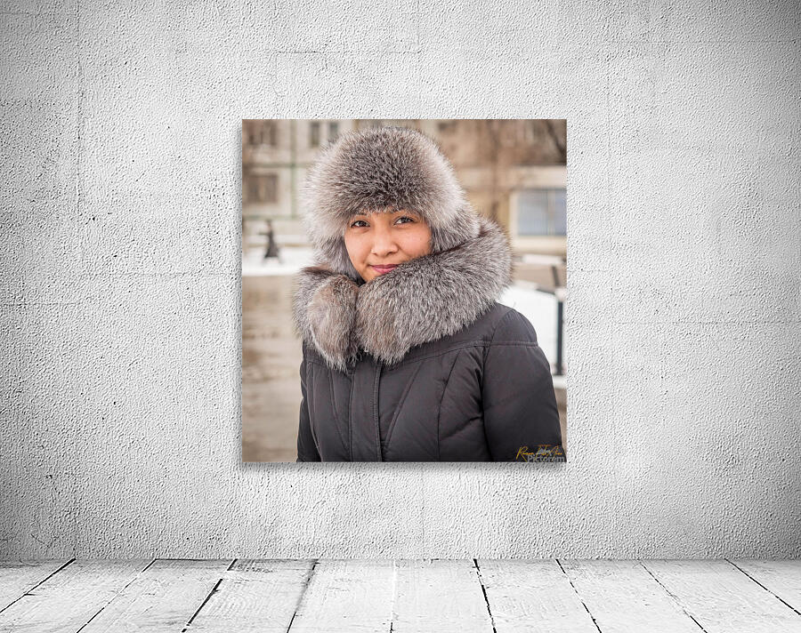 pretty lady   Wall Preview