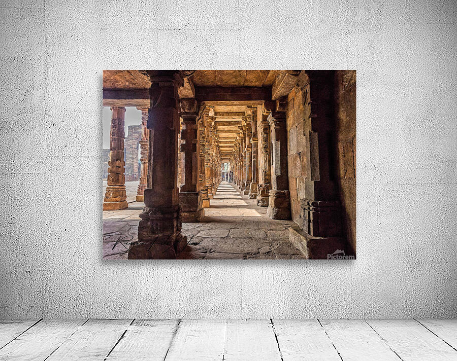 Indian  monument columns  Wall Preview