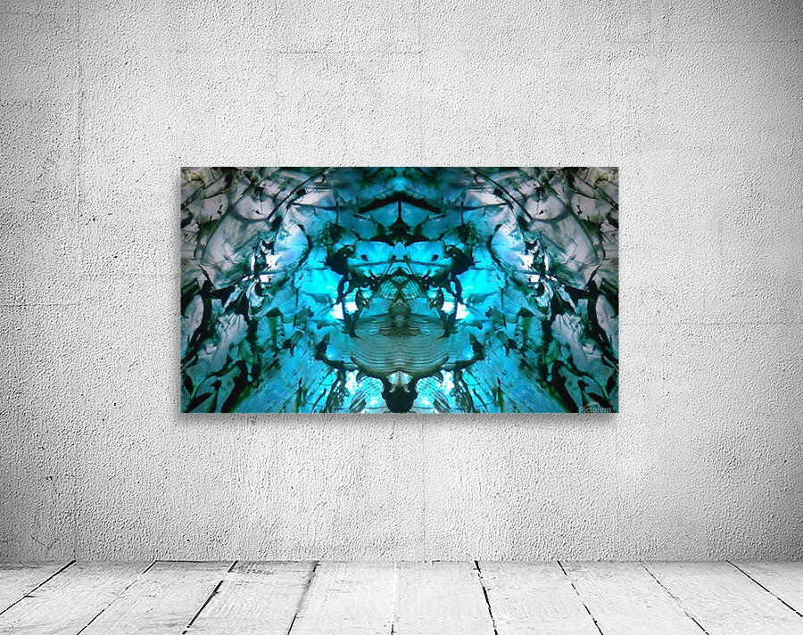 1545805845661 Wall Preview