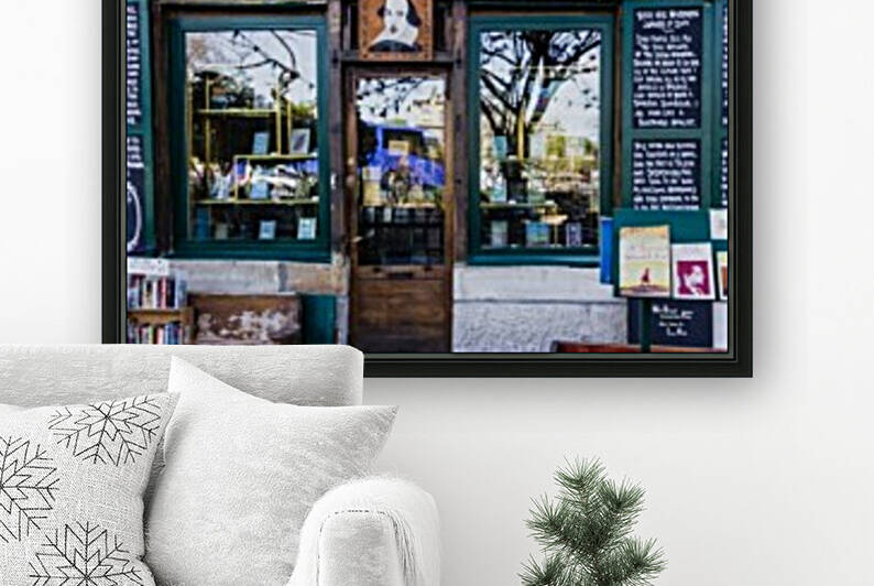 Shakespeare and Co in Paris by bj clayden photography