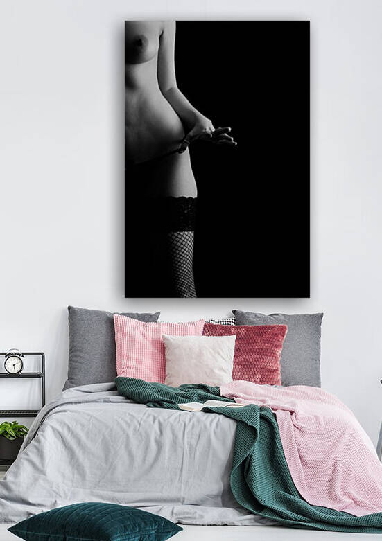Female Body Curve by ArtaArts
