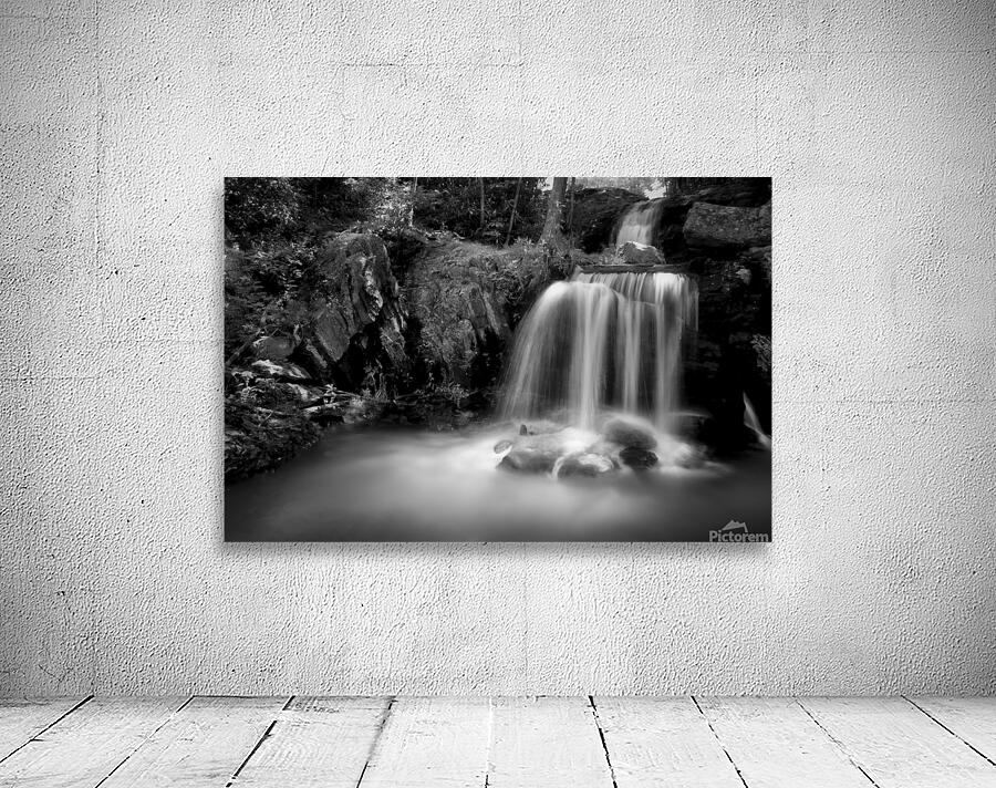 Newland Waterfalls in Grayscale Wall Preview