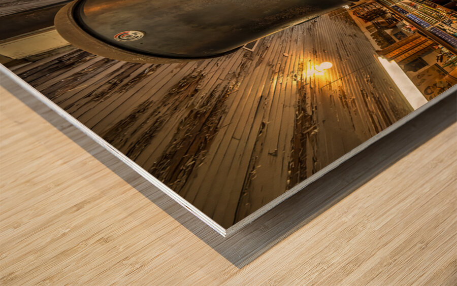 Antique Stove at the Old Country Store Wood print