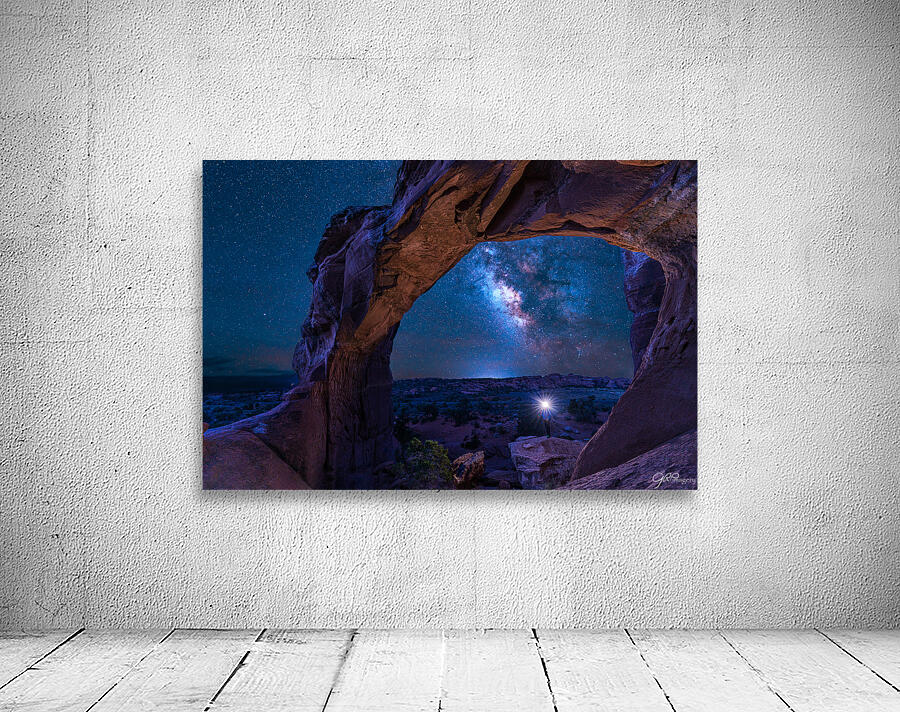 Broken Arch Headlamp Wall Preview