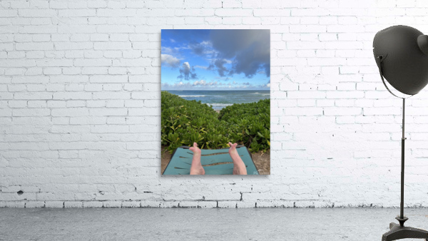 Hanging Ten Wall Preview