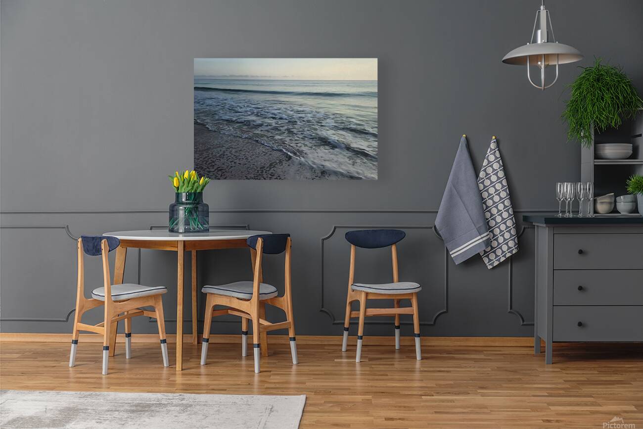 Ocean Serenity  36.24 Reproduction