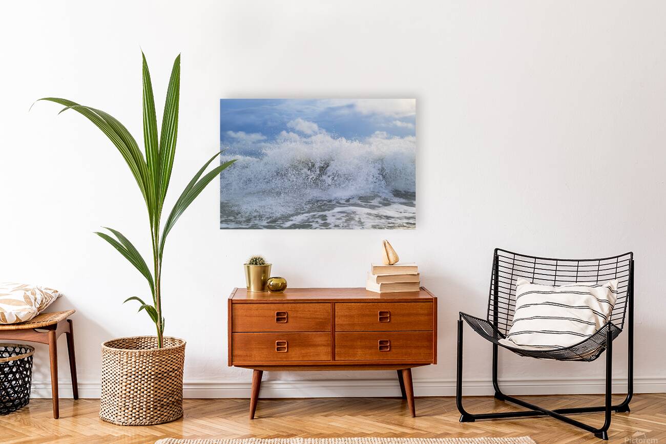 Tumbling Wave Spray  60.40 Reproduction