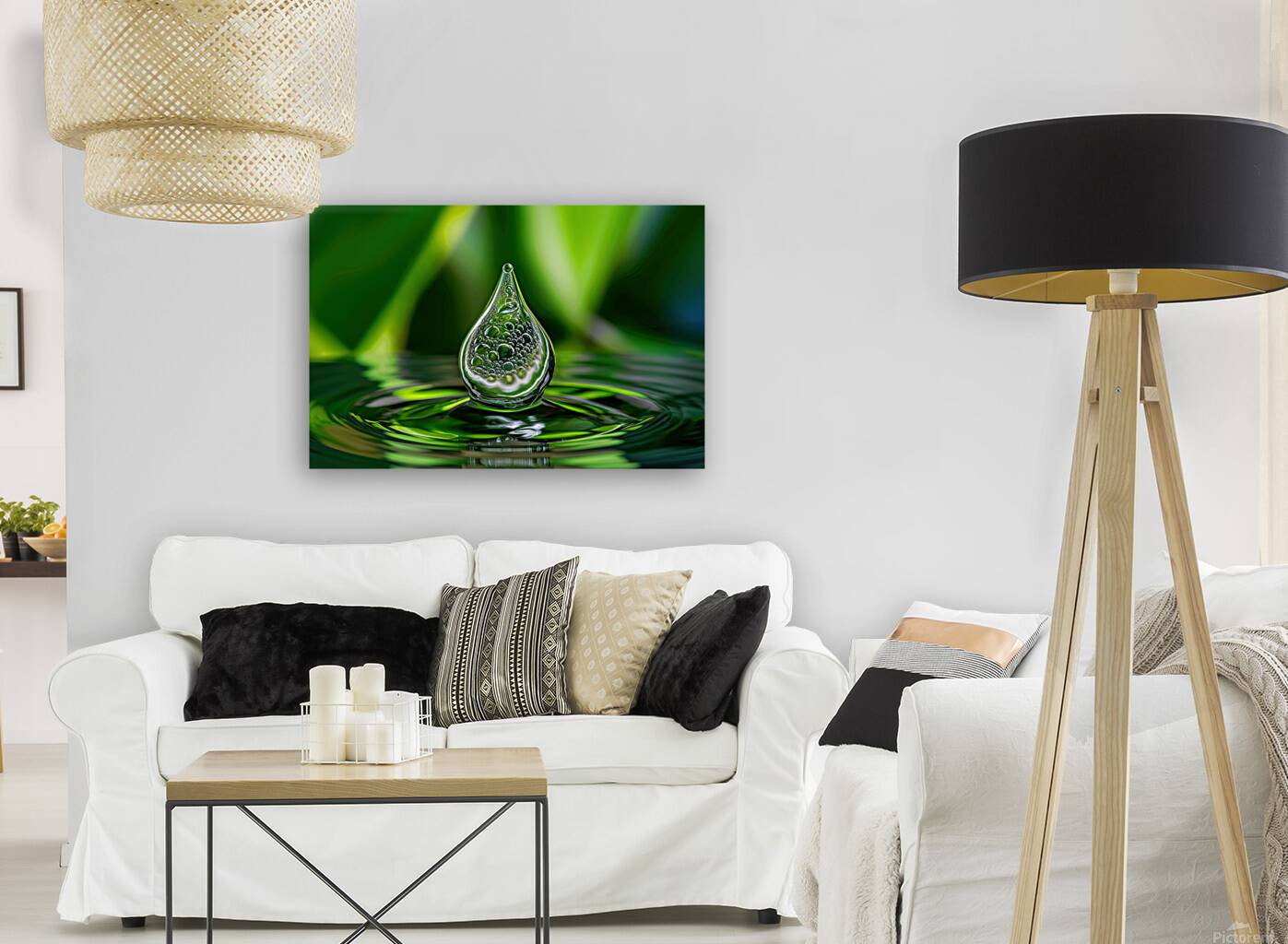 Water drop close up Reproduction