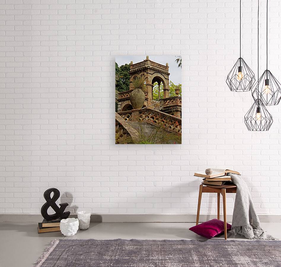 Hilltop Garden Reproduction
