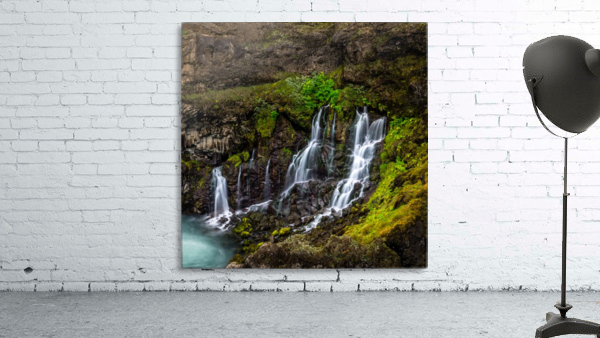 Through the rocks. Wall Preview
