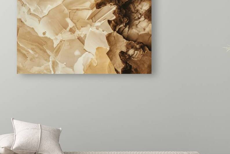 mineral formation revealing an intricate network by VeronicMorar