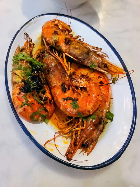 Cilantro & Smoke: A Portrait of Bold Simplicity Téléchargement Numérique