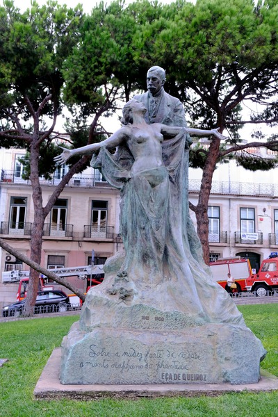 Walking through Lisbon 4 Digital Download