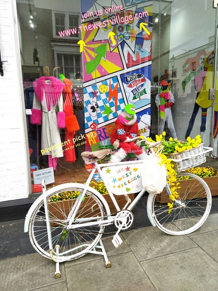 The West Village Bike Téléchargement Numérique