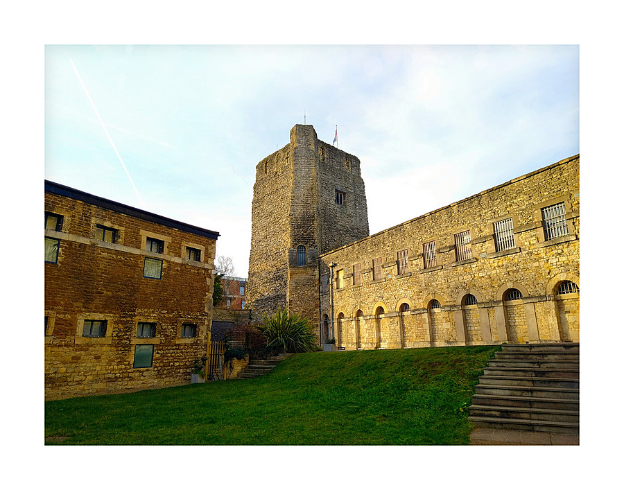 Oxford Prison Tower 2 Picture Frame print