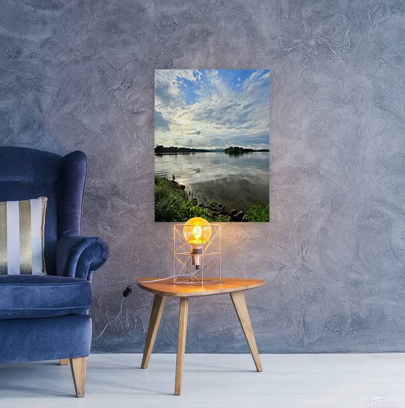 Between Earth and Ether Reproduction