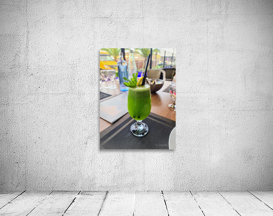 The Emerald Pour Wall Preview