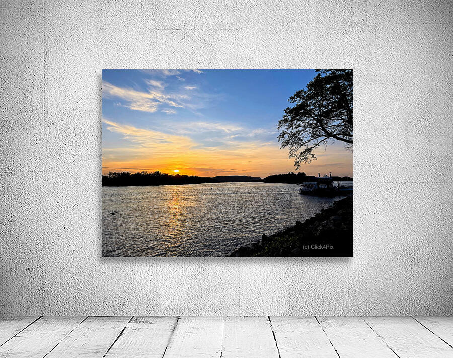 Sunset Port – La Crosse Horizon Wall Preview