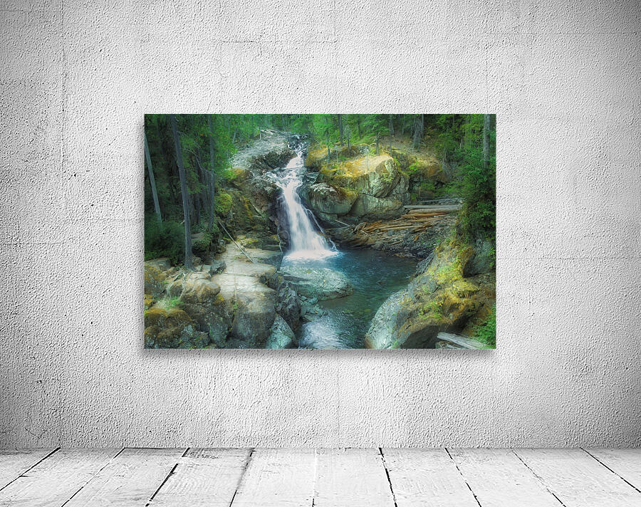 Silver Falls Wall Preview
