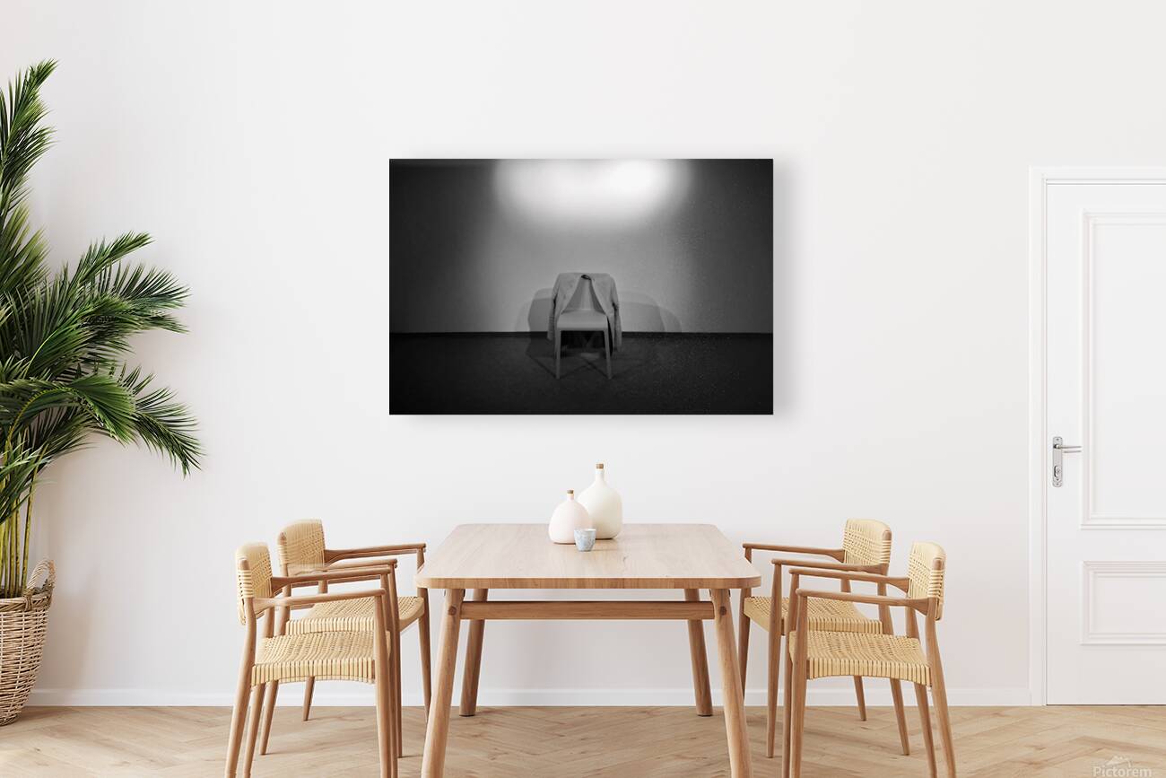 Empty chair Reproduction