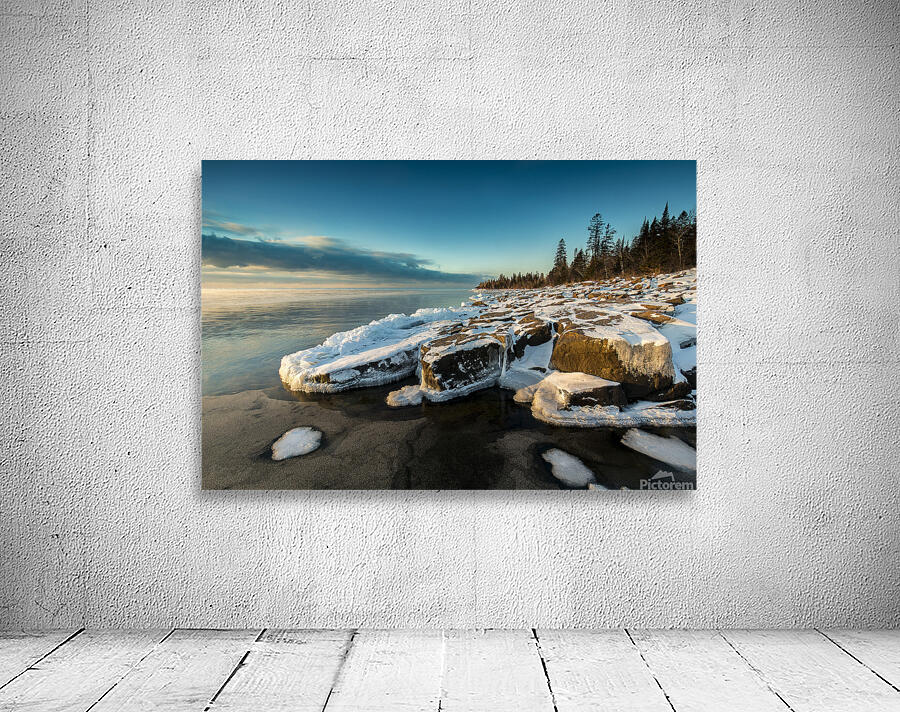 Rocky Lake Superior Sunrise Wall Preview