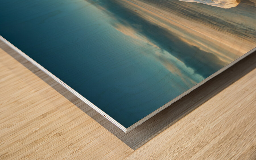 Rocky Lake Superior Sunrise Wood print