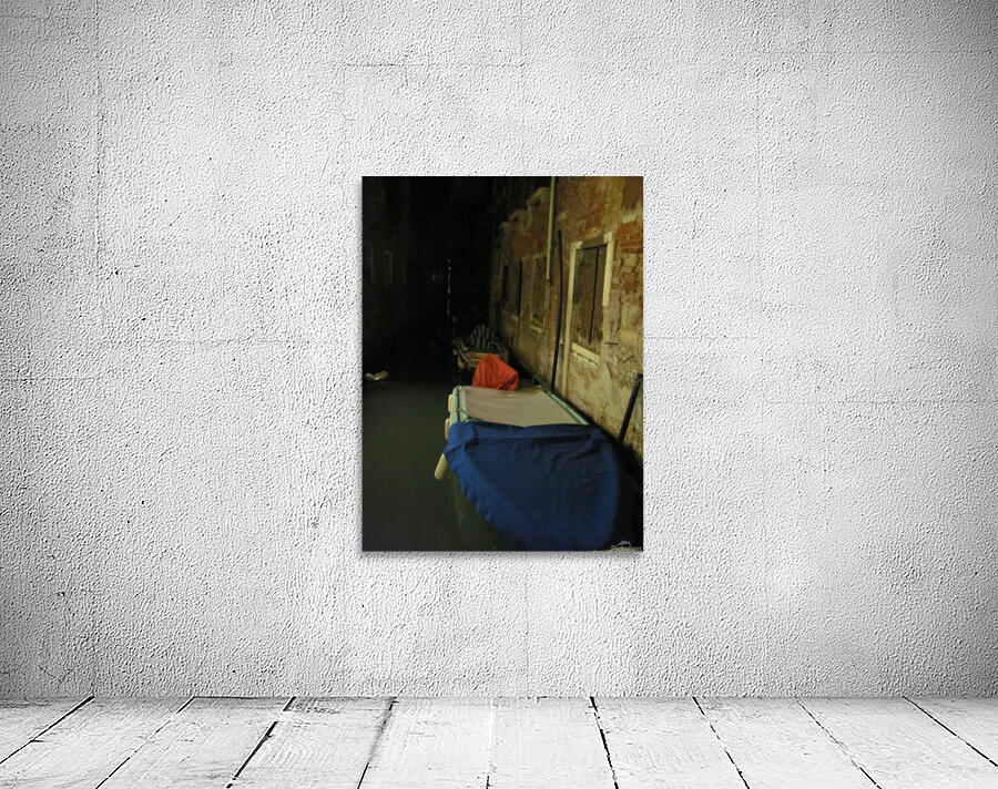 Boat in Venice Wall Preview
