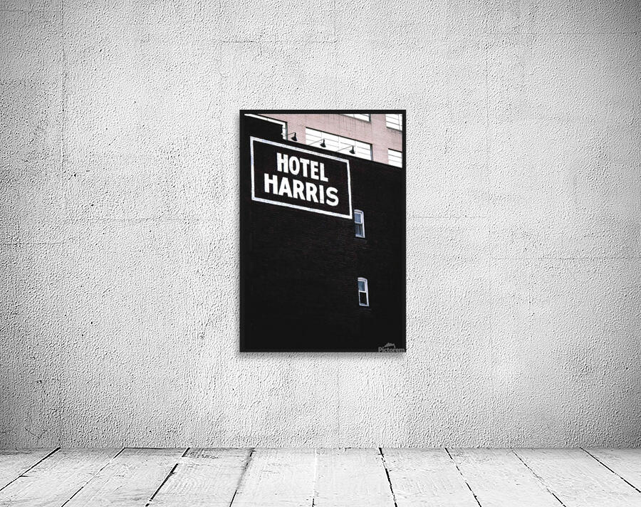 Hotel Harris Wall Preview
