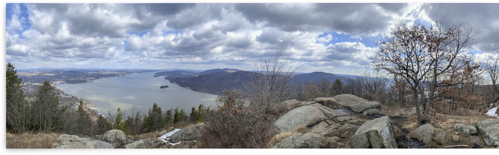 Mid Hudson Valley Winter Morning by THOMAS PATRICK KENNEDY