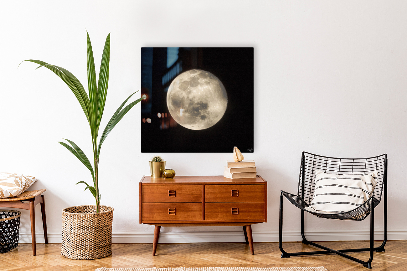 Wolf Moon Reproduction