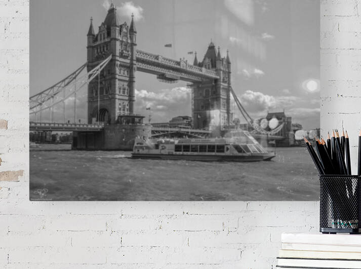 London Bridge BW by THOMAS PATRICK KENNEDY
