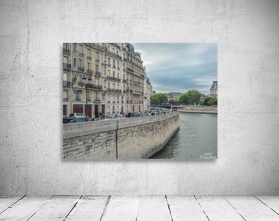 Ile de la Cite Wall Preview