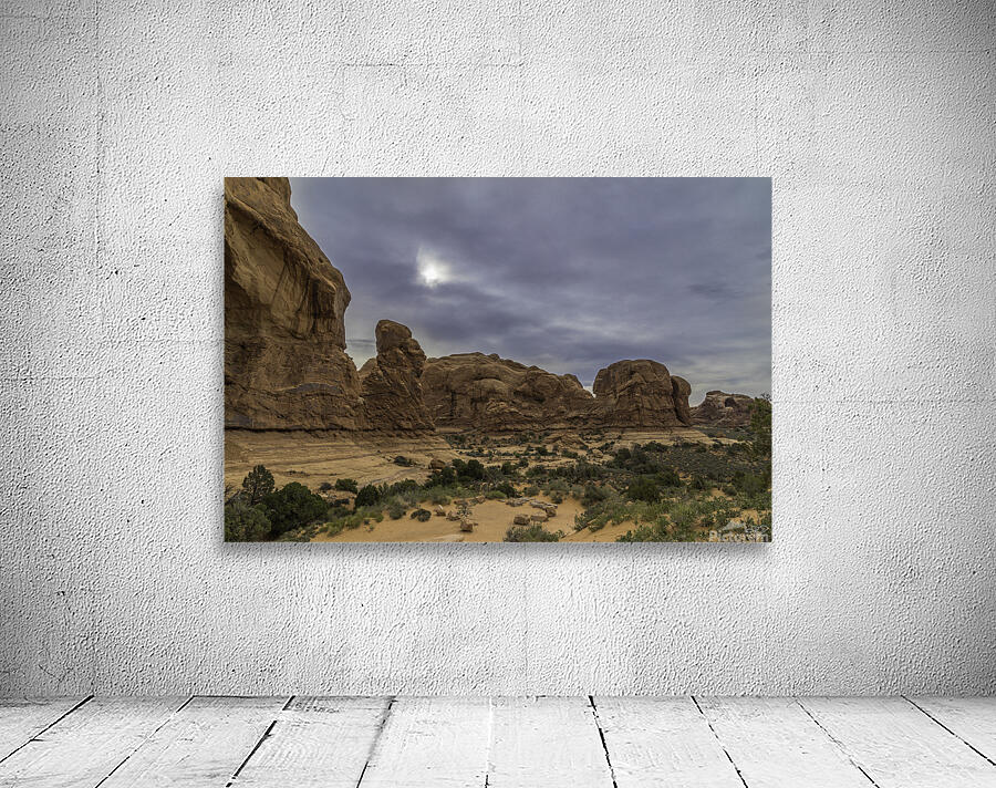 Arches Monolith Wall Preview