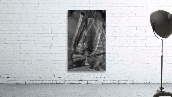 Spinning Top BW Wall Preview