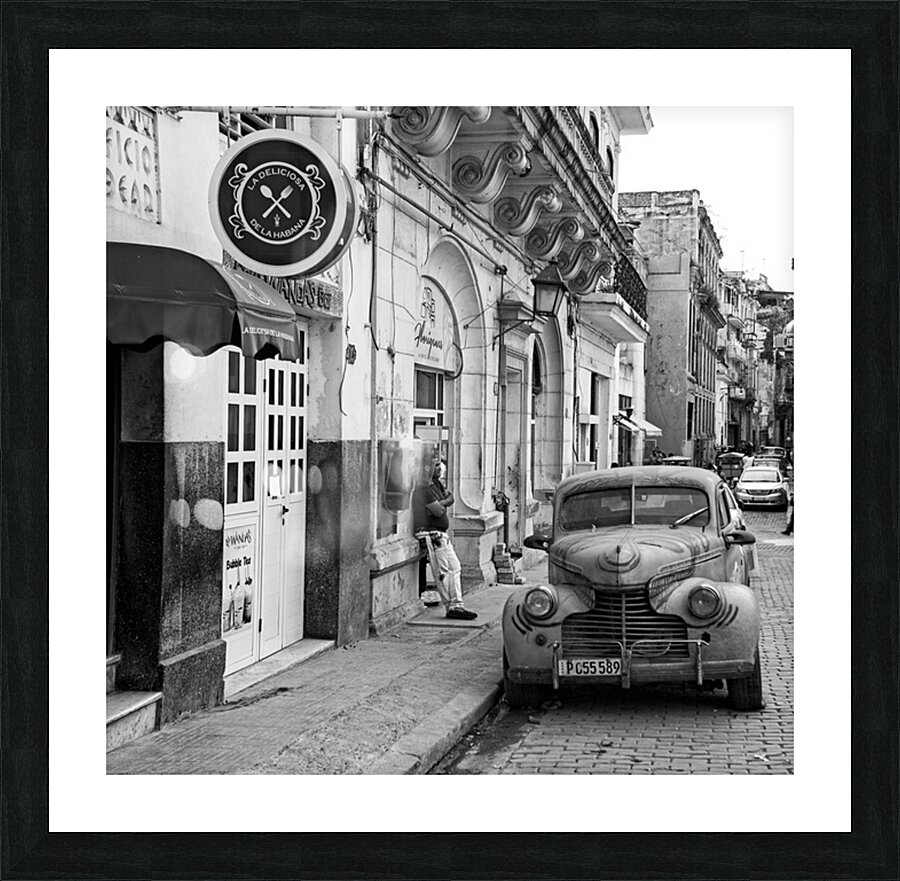 Calle Habana Classic Picture Frame print