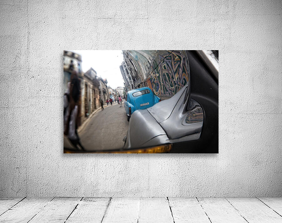 Reflection of Havana Wall Preview