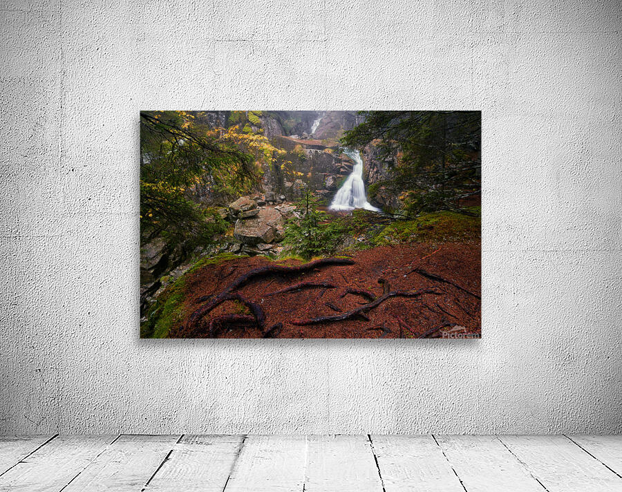 Waterfall in frame Wall Preview