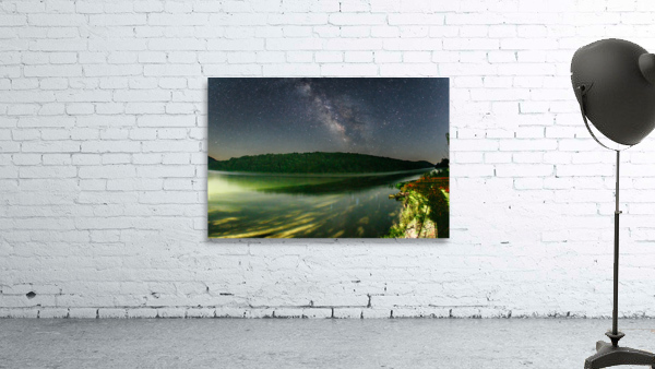 Serinity At Aitch Wall Preview
