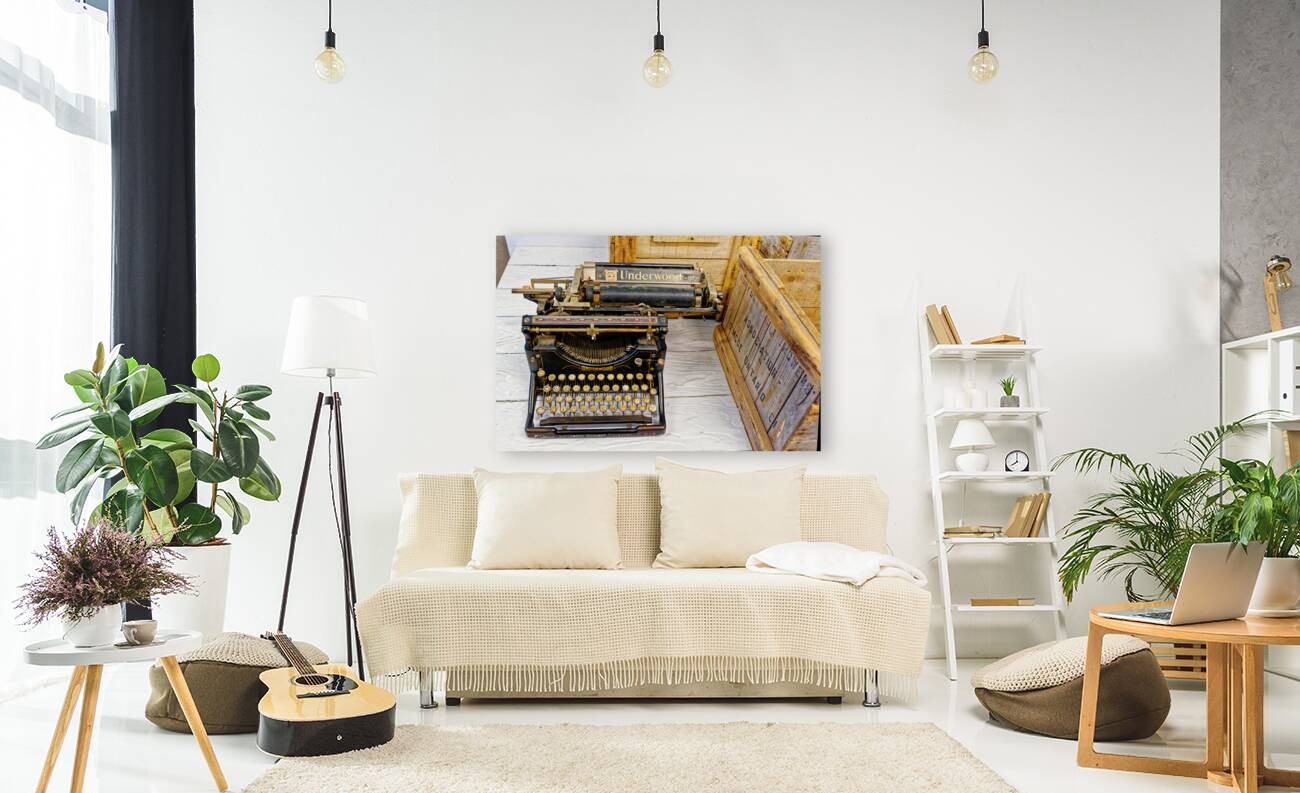 Old Underwood Typewriter Reproduction