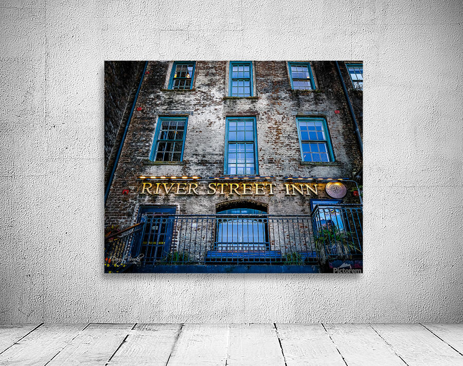 River Street Inn Wall Preview