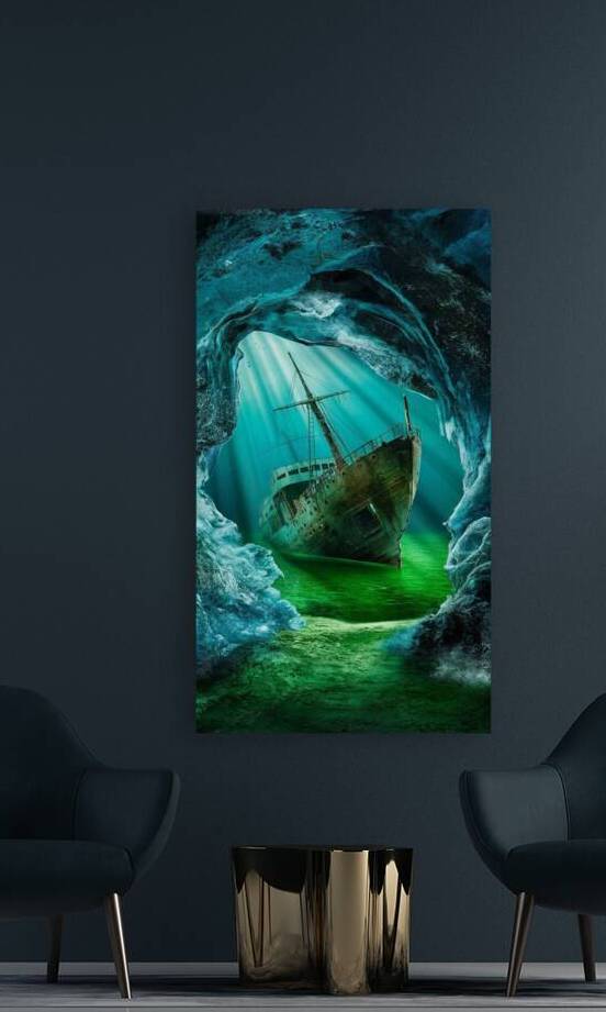 Crushed ship submerged by waleed