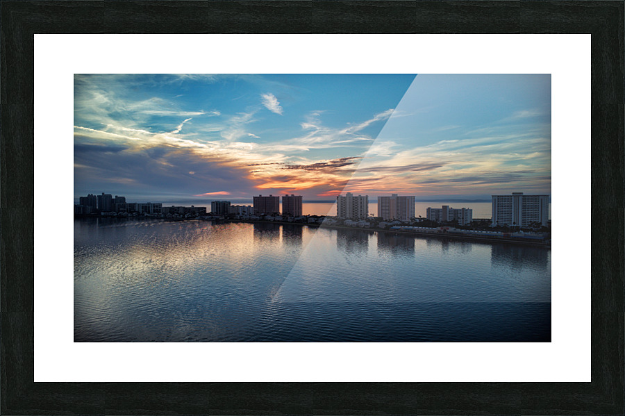Bay Sunset M Picture Frame print