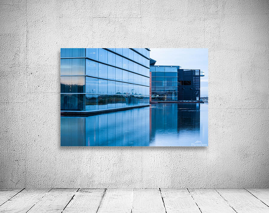 Reflective Architecture Wall Preview