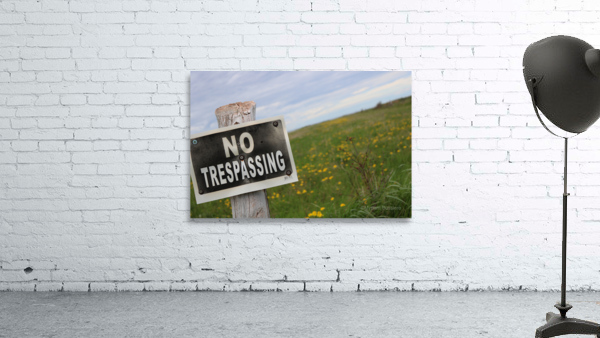 No trespassing Wall Preview