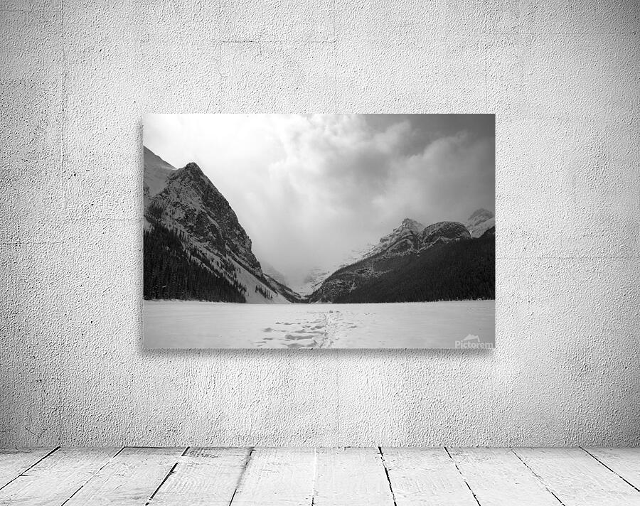 The Valley and I Wall Preview